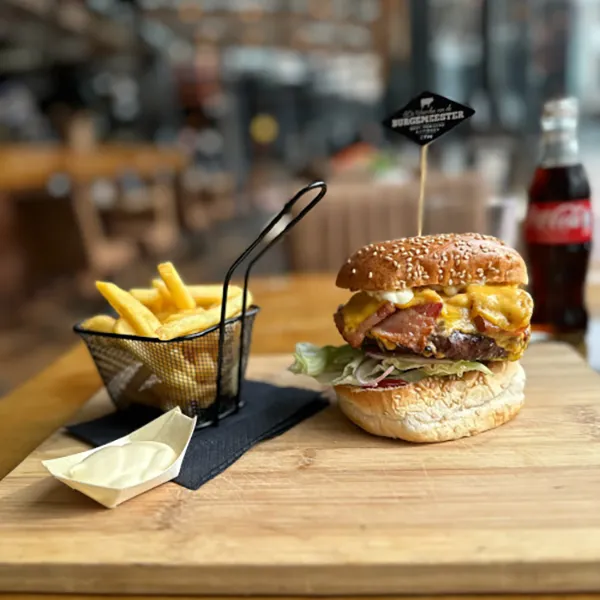 devriendenvandeburgemeester.nl